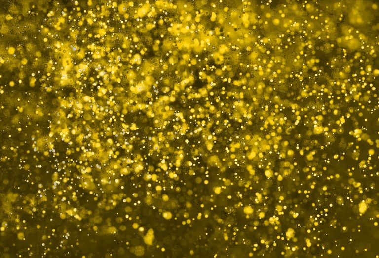China NMPA Consumers Warning of Golden Cosmetics